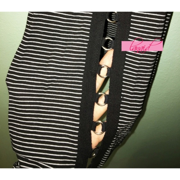 LF Emma & Sam Striped Cut-Out Cutouts O-Ring Edgy Gothic Slub Sleeveless Tank XS - Picture 3 of 5